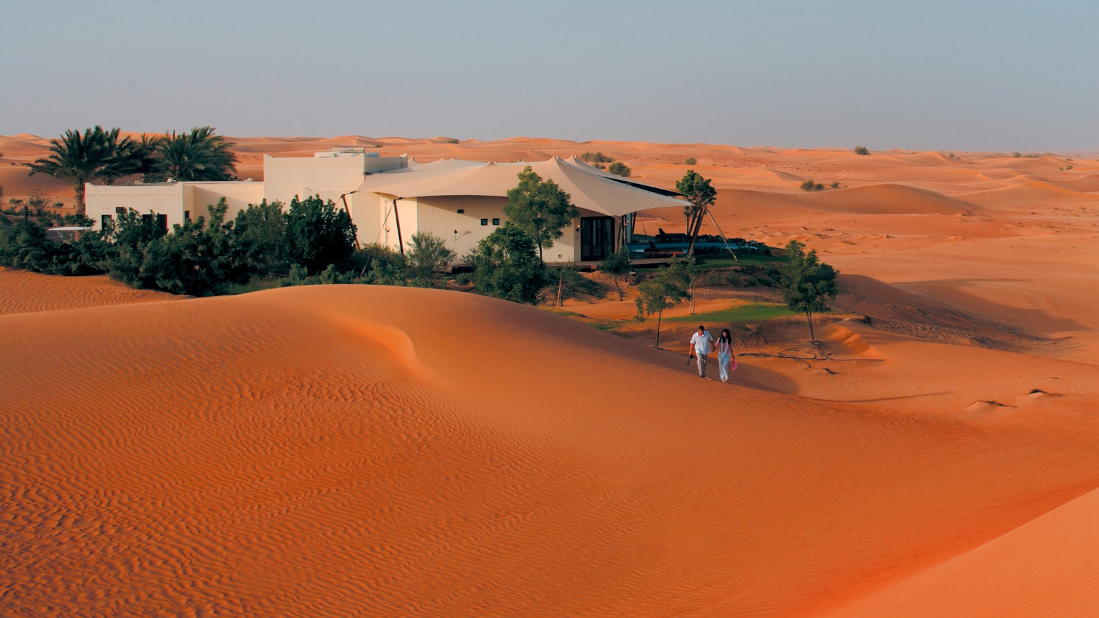 تعد محمية دبي الصحراوية من اهم الاماكن السياحية في دبي
