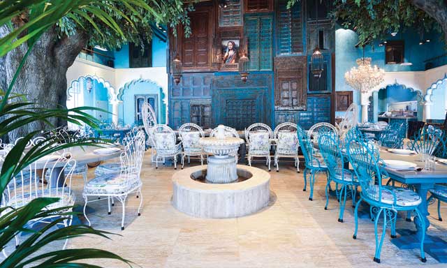 مطعم بيت الكاري من اشهر مطاعم هندية في دبي
