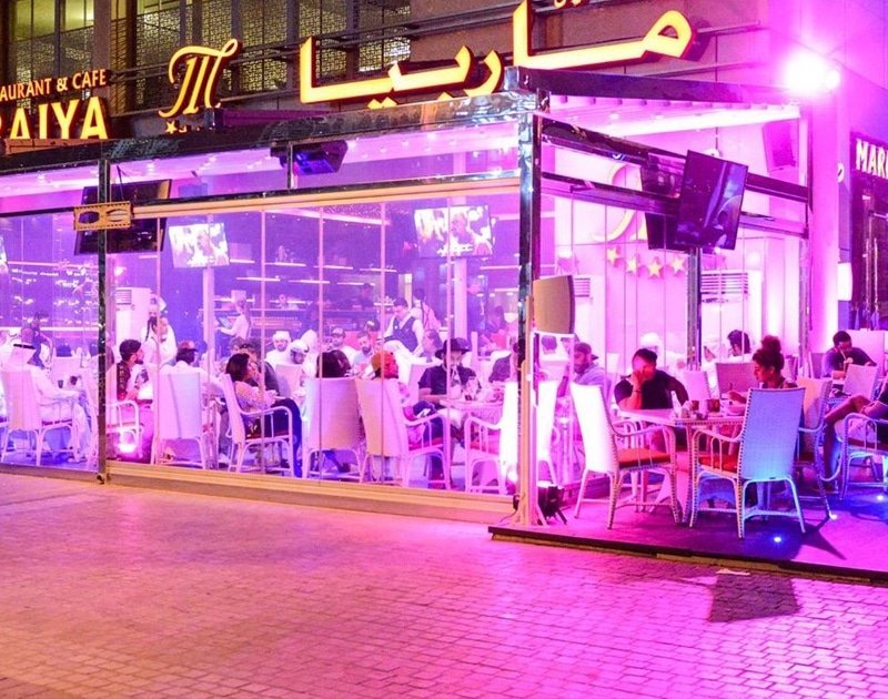 عوائل مقهى شيشة مطاعم أبحر