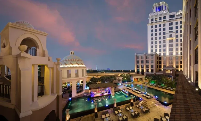 مطاعم فندق كمبينسكي مول الإمارات