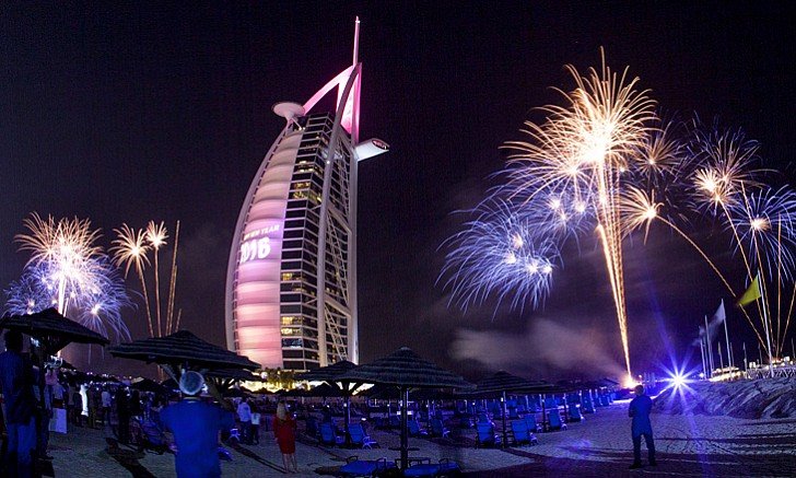 أفضل الأماكن للاحتفال بليلة رأس السنة في دبي 2018