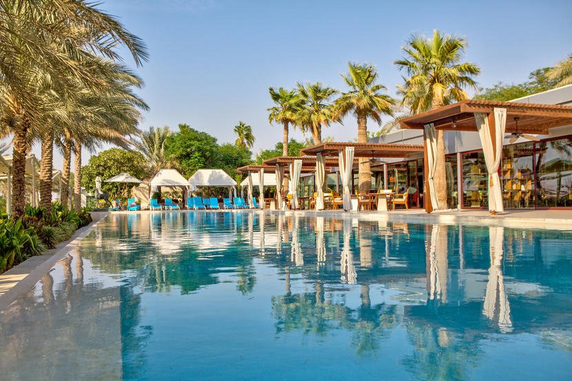 يعتبر فندق ميليا أحد أبرز الأسماء عند الحديث عن احلى فندق في دبي مع مسبح خاص