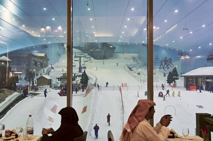 صالات تزلج دبي