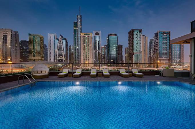 فنادق دبي للعزاب