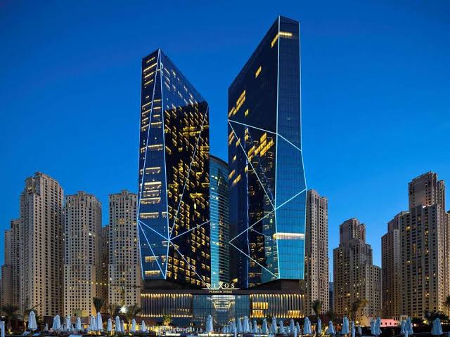فنادق تسمح بدخول الزوار في دبي 2012