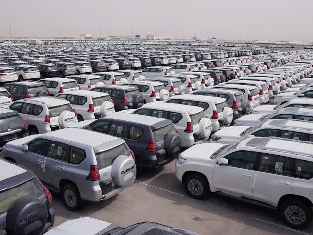 شروط شراء سيارة في دبي