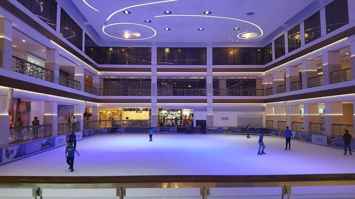 The Galleria Ice Rink - Hyatt Regency Dubai