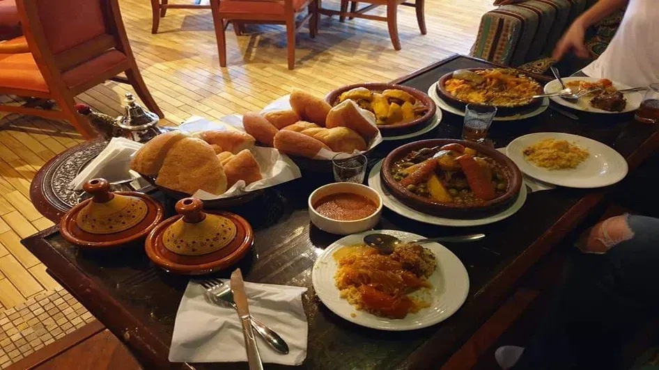 مطعم ليالينا المغربي