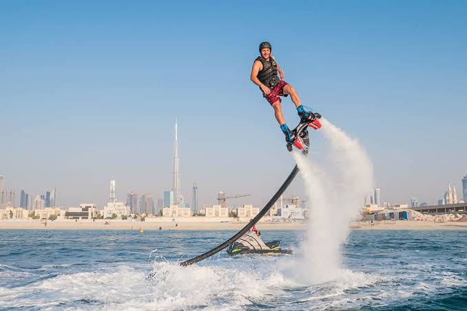 محلات معدات رياضية مائية في دبي
