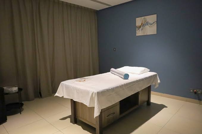 Lamar House Salon spa - Massage