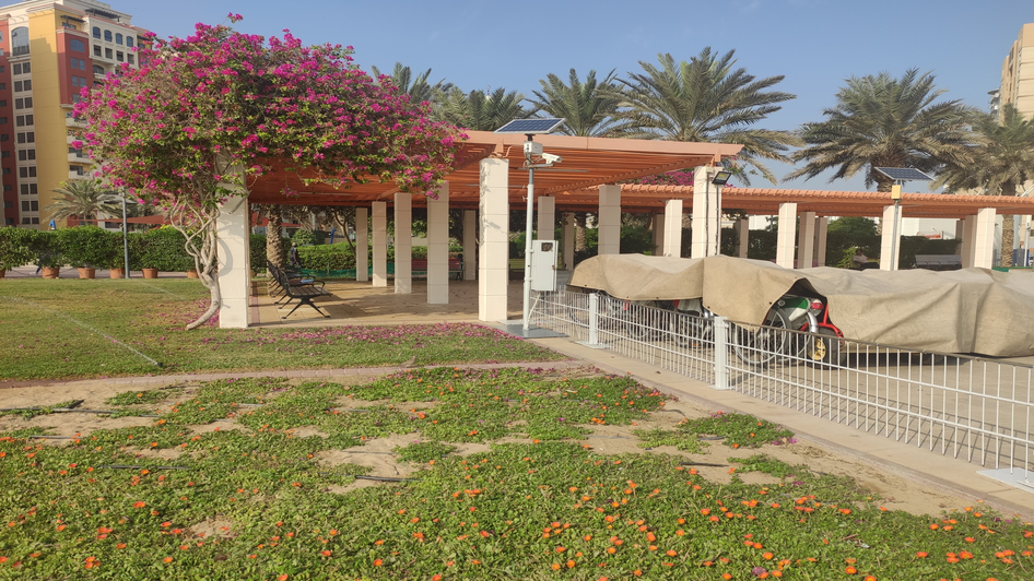 مرافق وخدمات حديقة بحيرة النهدة دبي