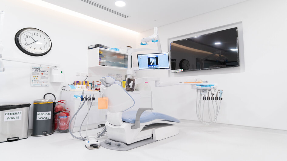 عيادة الضيافة Al Dehyafa Dental Clinic