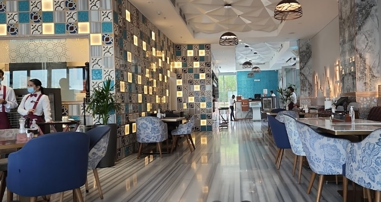 مطعم بوسبورس الشاطئ (جي بي آر)